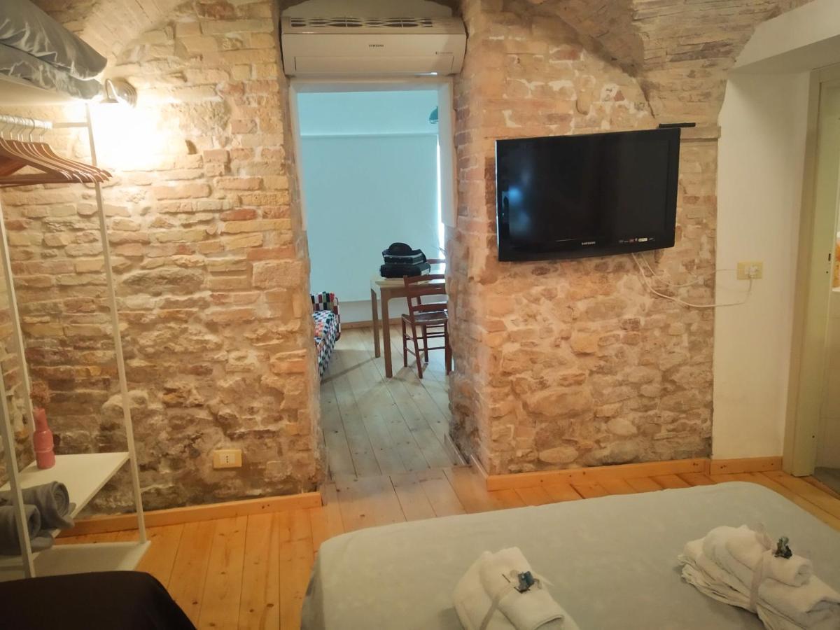 La Finestra Sul Cortile 2*